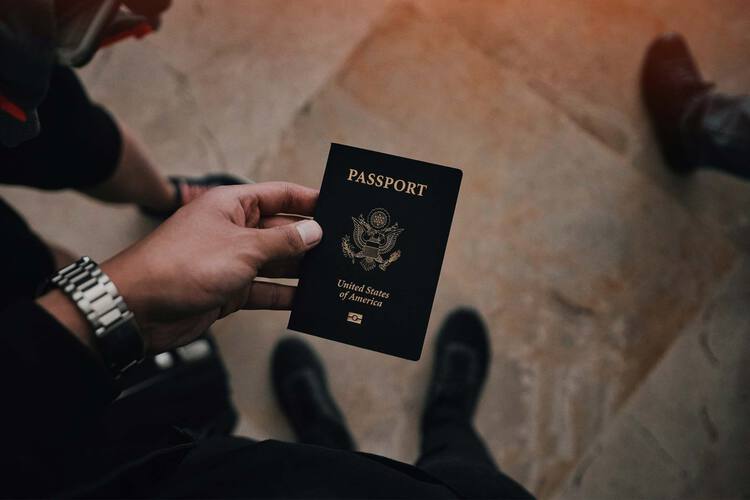 The Top Travel Tips to Help You Quickly Pass Through Immigration And ...